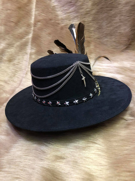 Sombrero cadena plumas