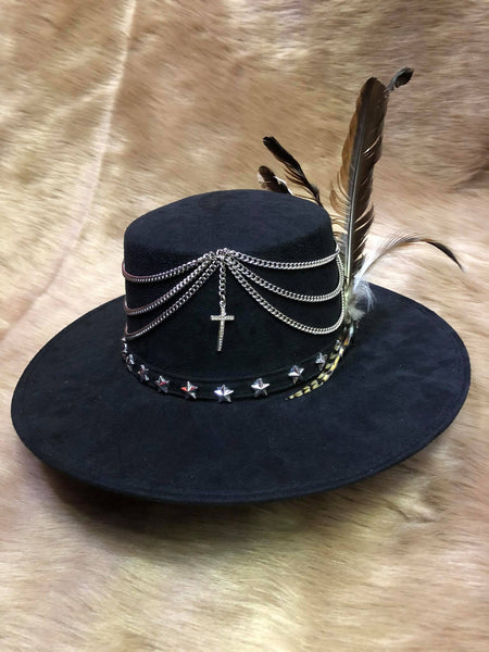 Sombrero cadena plumas